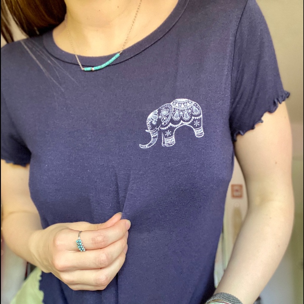 🐘CUTE ELEPHANT SHIRT🐘